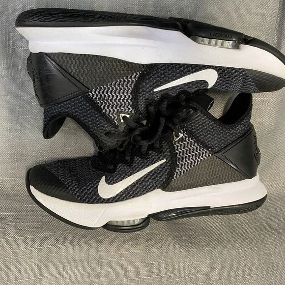 Nike Lebron Witness lV Black And White BV7427-001 Size 8.5 - Picture 8 of 9